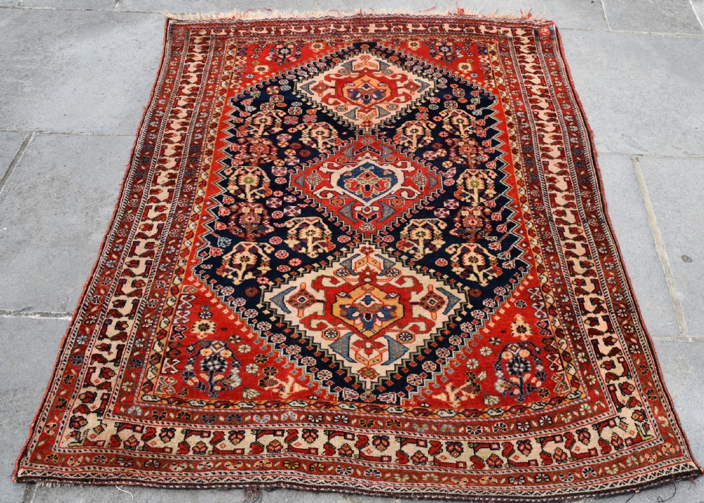 Fine antique Qasgai tribal rug 158x115 CM View II