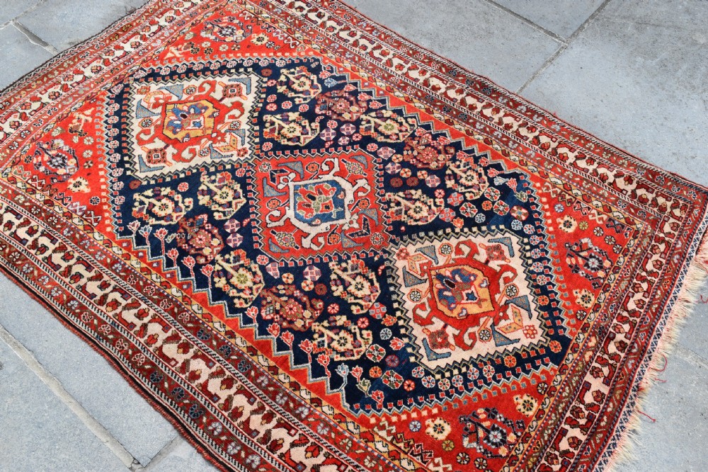 Fine antique Qasgai tribal rug 158x115 CM View IV