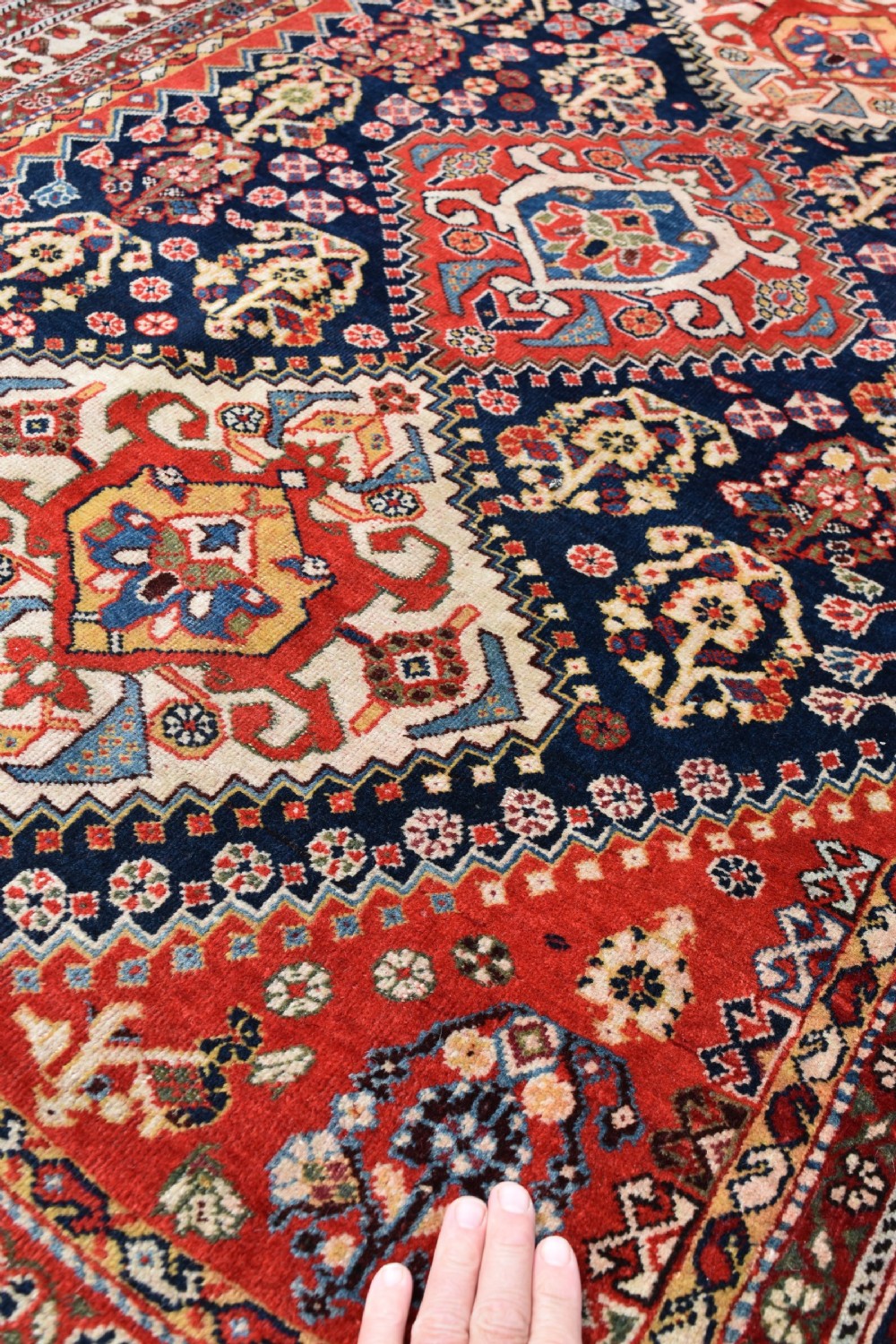 Fine antique Qasgai tribal rug 158x115 CM View V