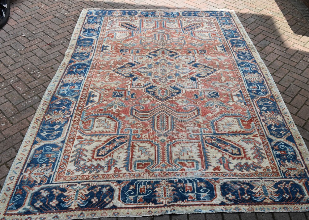 Old Heriz carpet 278x204 cm View II