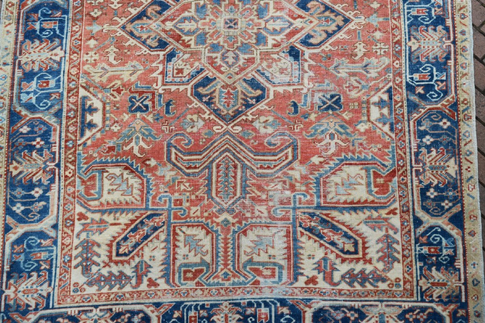 Old Heriz carpet 278x204 cm View VII