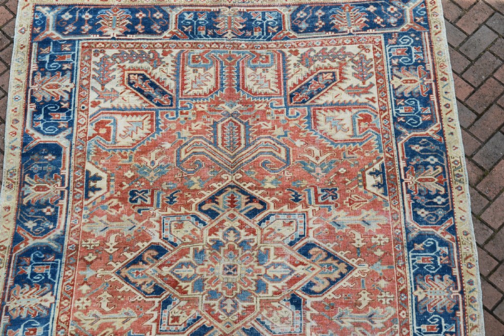 Old Heriz carpet 278x204 cm View VIII