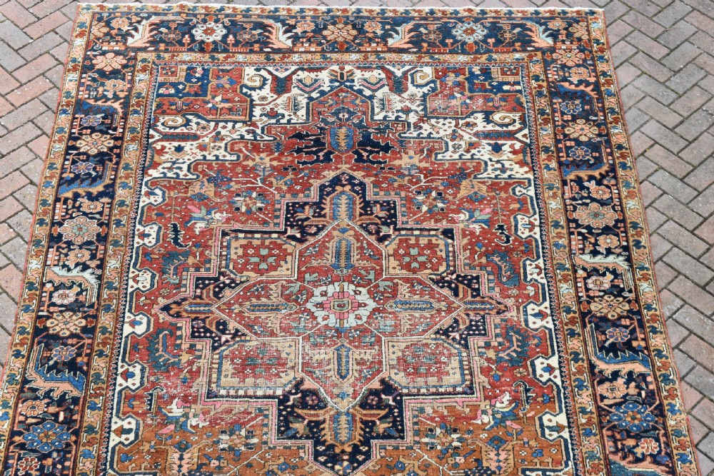 Old Heriz Medallion room size carpet 338x241cm View V