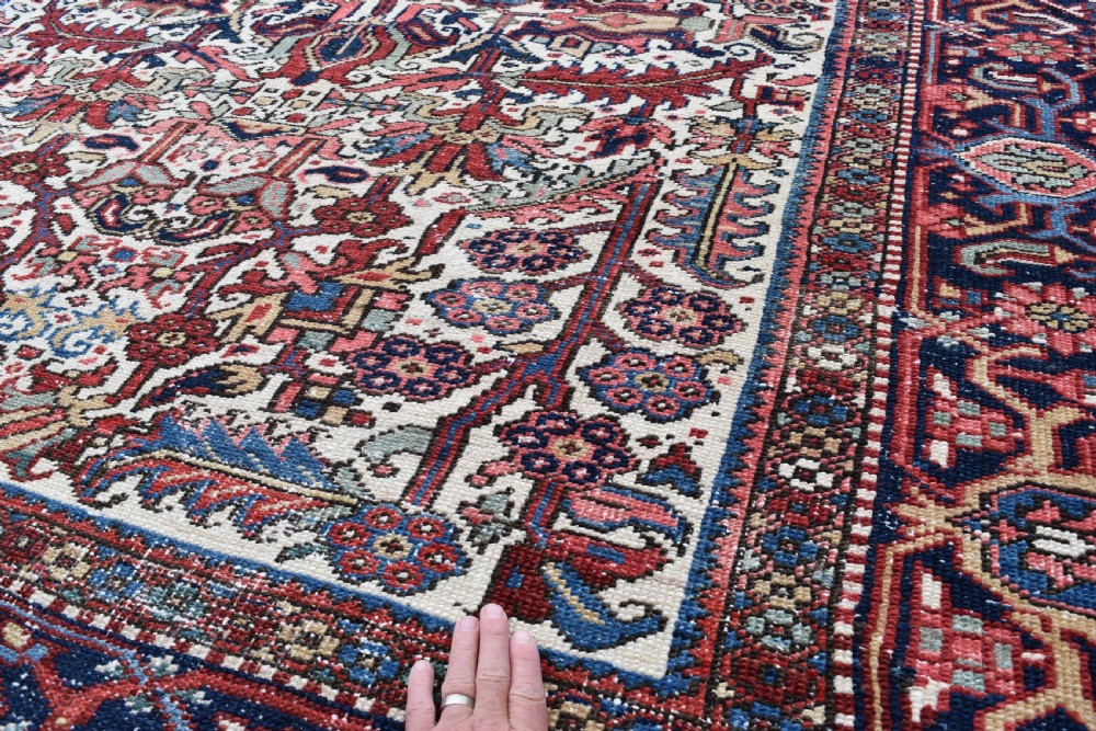 Old Heriz ivory ground carpet 309x214cm View III