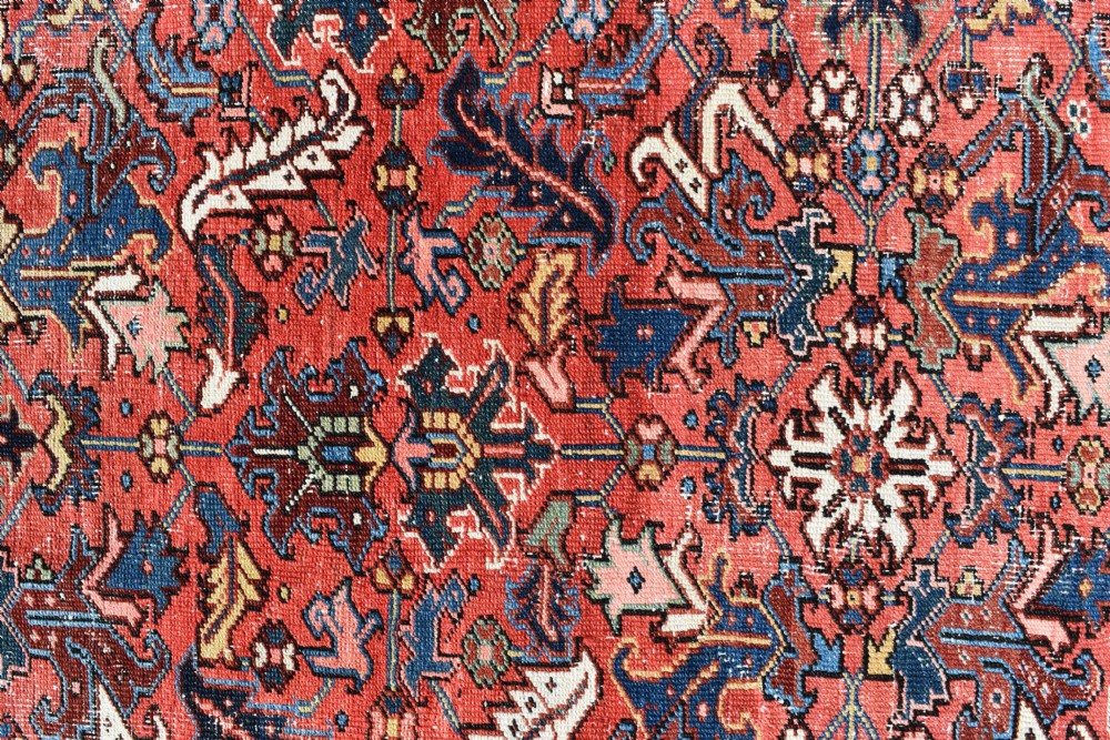 Old Persian Heriz roomsize carpet 297x221 CM View III
