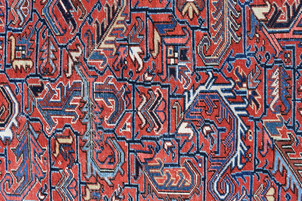 An Old Persian roomsize Heriz carpet 307x221 cm View II
