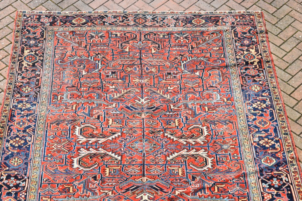 An Old Persian roomsize Heriz carpet 307x221 cm View VII