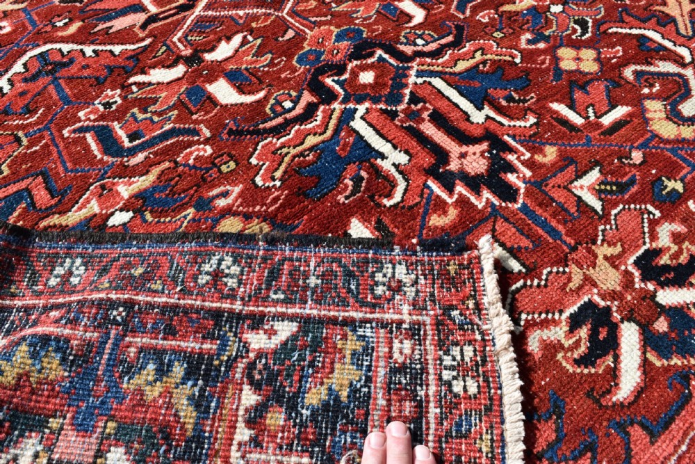 Old roomsize Heriz carpet with allover design 314x236 cm View III