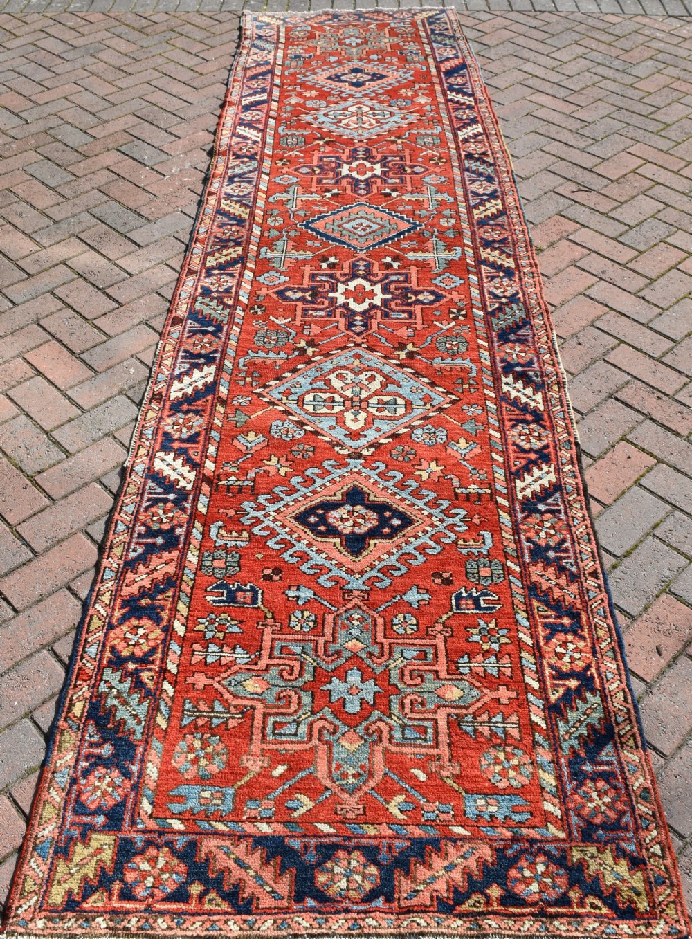 Good antique Heriz runner 383x97cm