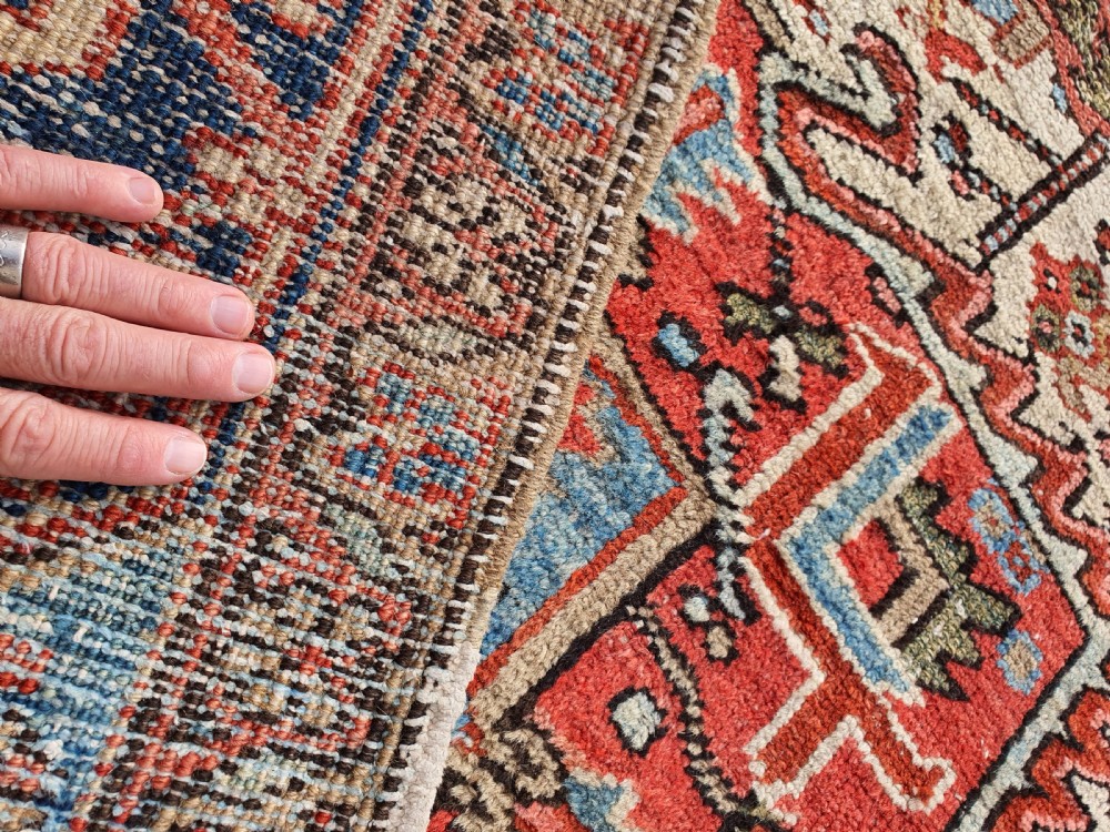 Antique Heriz carpet 361x 254cm View II