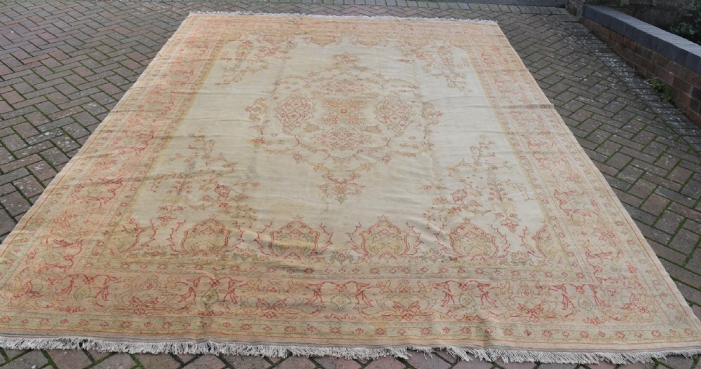 Antique Turkish Borlu carpet 365x271cm