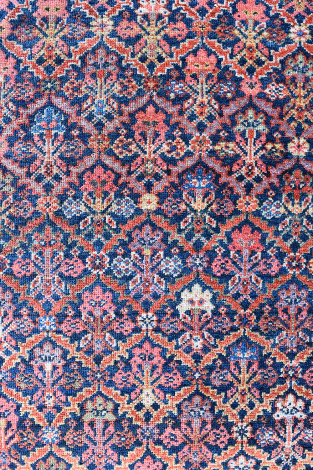 Fine antique Ferahan carpet 390x199cm View IV