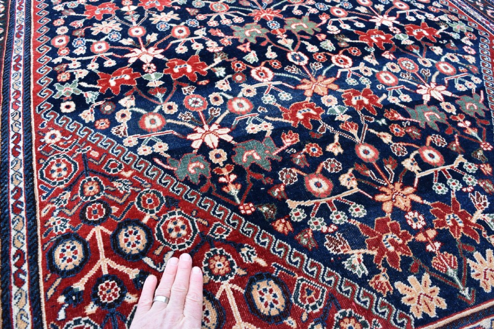 Antique Qasgai tribal rug 197x134 cm View III