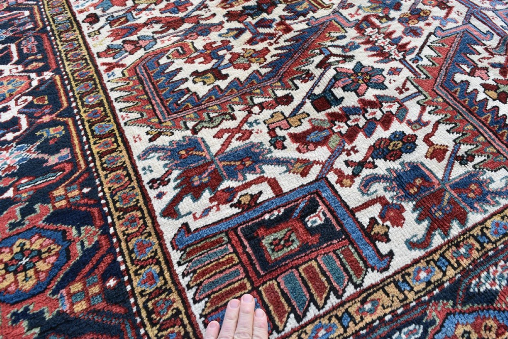 antique ivory ground Heriz carpet 326x219 cm View II
