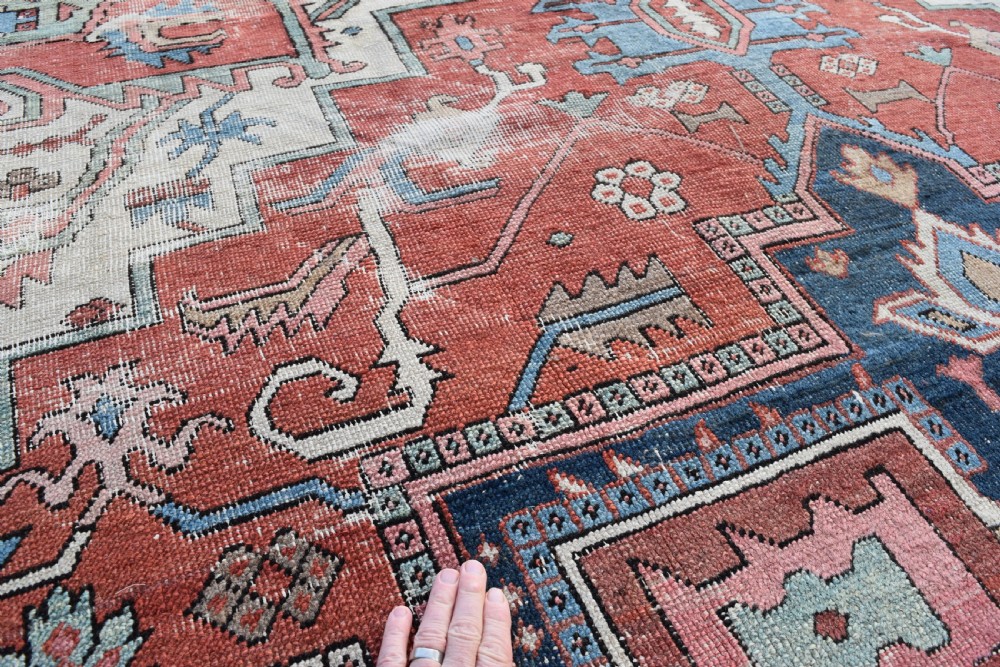 Antique Serapi Carpet 374 x 260cm View IV