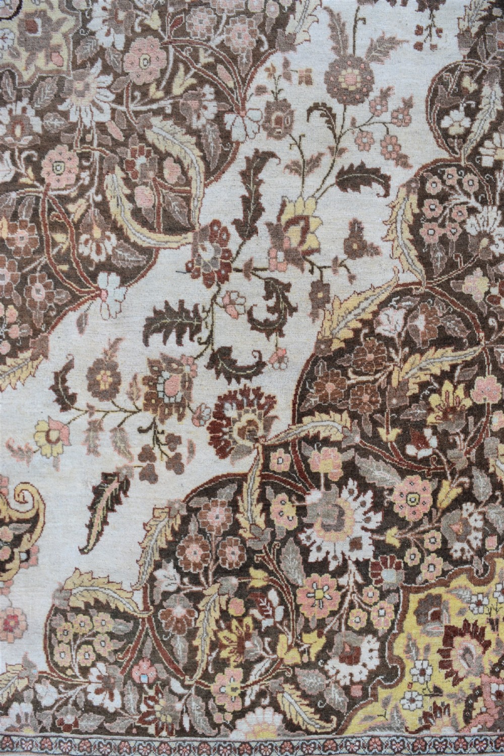 Antique Tabriz roomsize carpet  382x285 cm View III