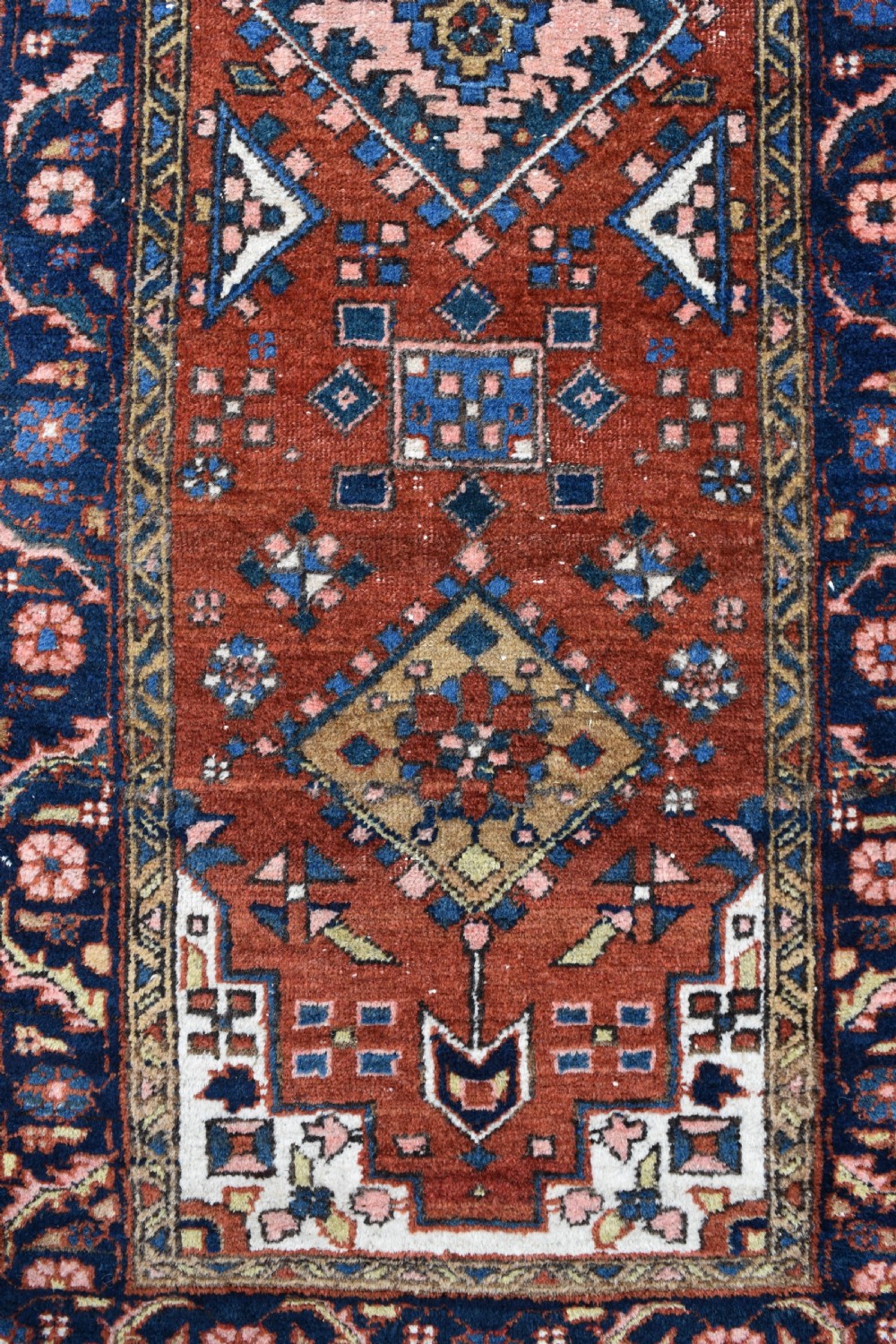 Antique Heriz narrow runner 307x75 cm View III