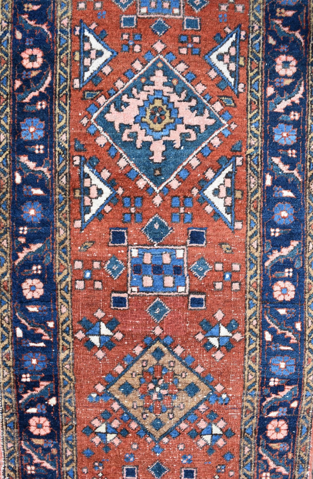 Antique Heriz narrow runner 307x75 cm View IV