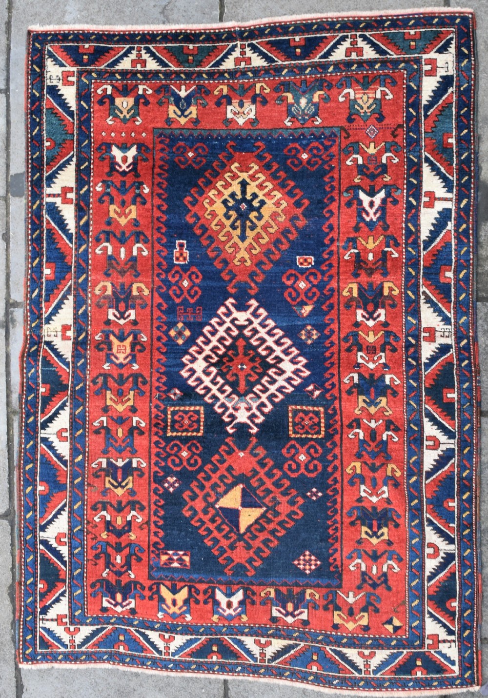 Antique Fahcralo Kazak rug 179x126 cm