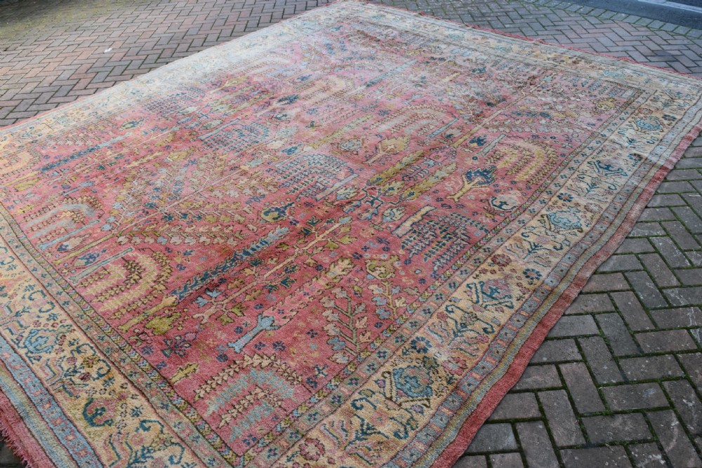 antique Ushak carpet 395x328cm View V