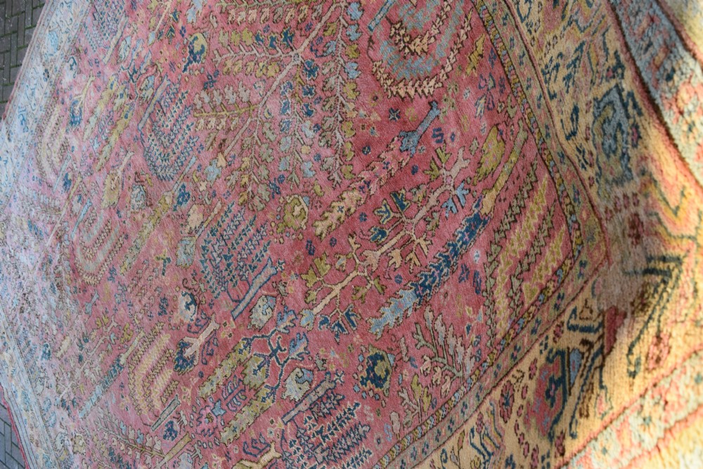antique Ushak carpet 395x328cm View VIII
