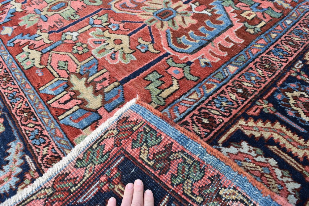 An antique Heriz small roomsize carpet  284x206cm View VI