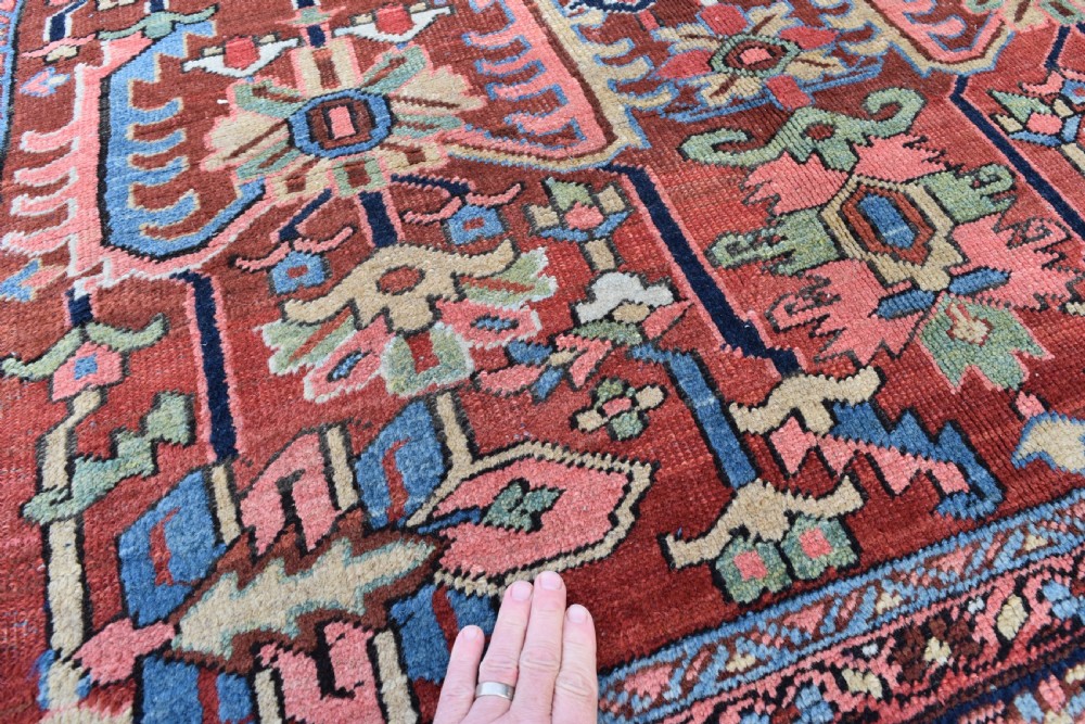 An antique Heriz small roomsize carpet  284x206cm View VIII
