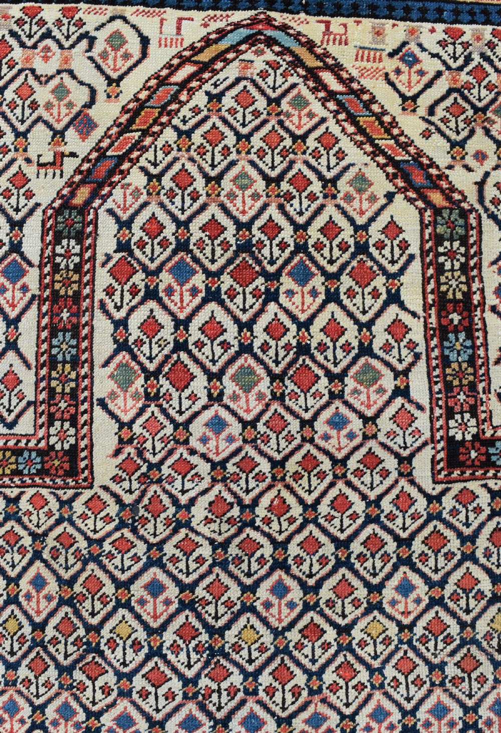 An antique Shirvan Prayer rug 140x115cm View II