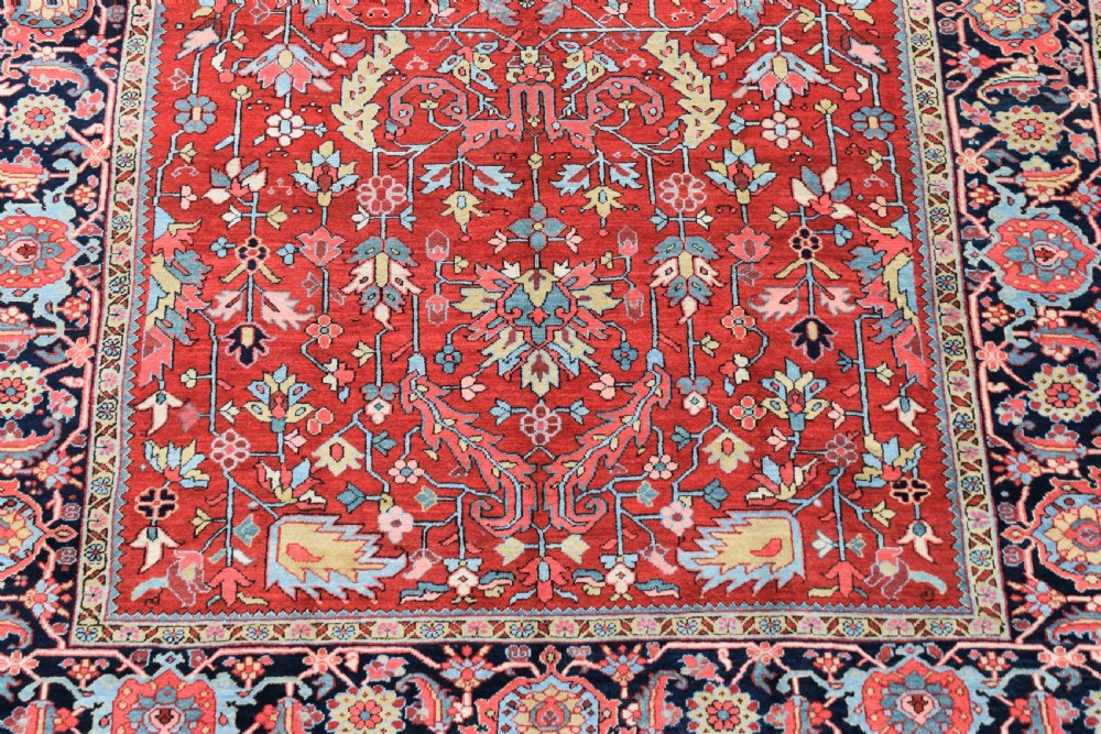 Fine antique allover design  roomsize Heriz carpet  370x260cm View VII