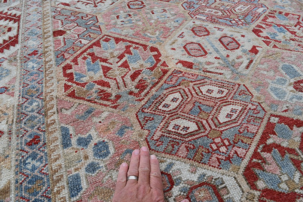 An Old West Persian Bahktiari small roomsize carpet 295x210cm View VI