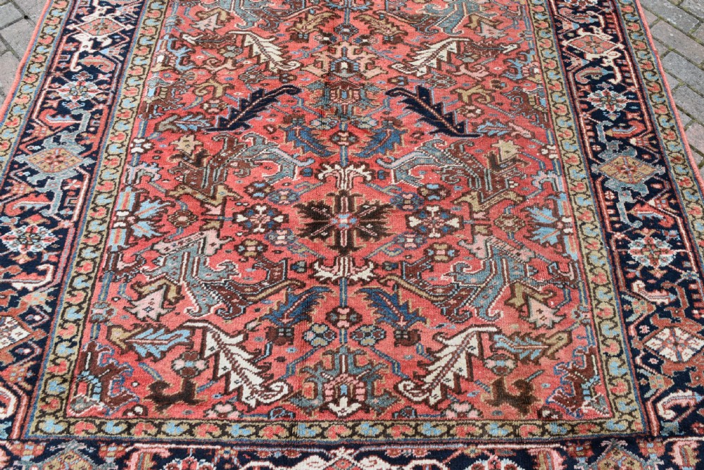 An Old Persian Heriz small roomsize carpet 263x192cm View II