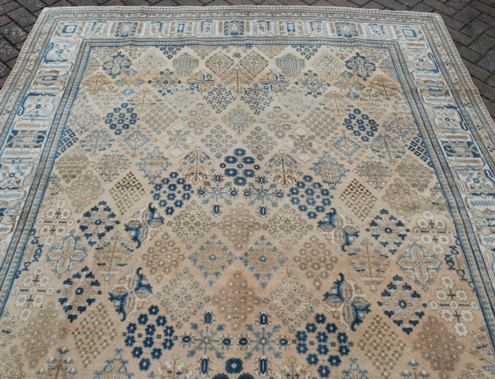 An Old Persian Joshaghan roomsize carpet 318x217cm View III