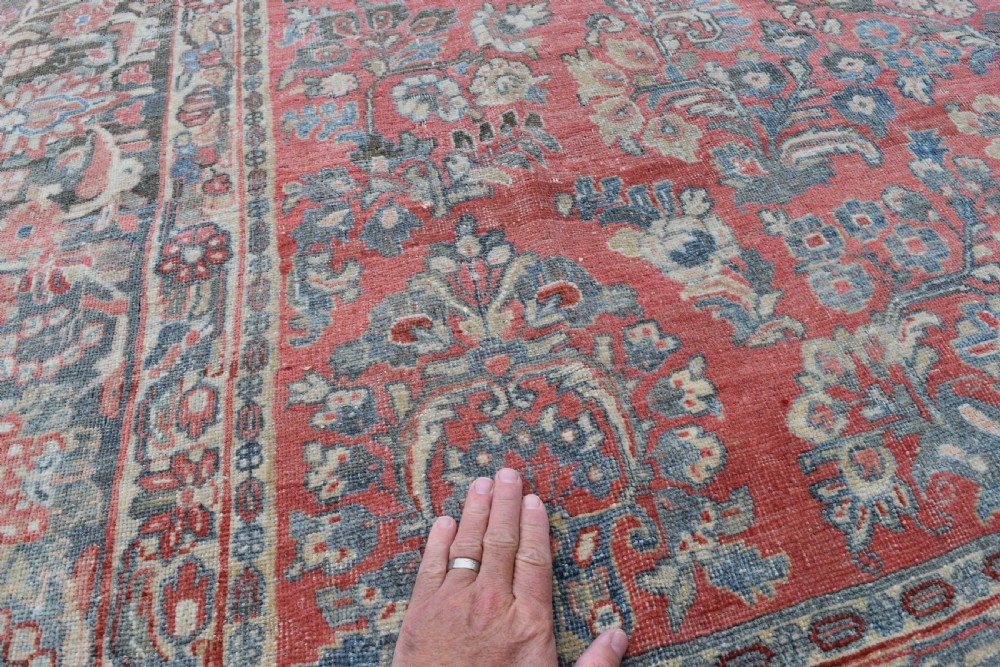 An Old Persian Sarouk roomsize carpet 366x268cm View VI