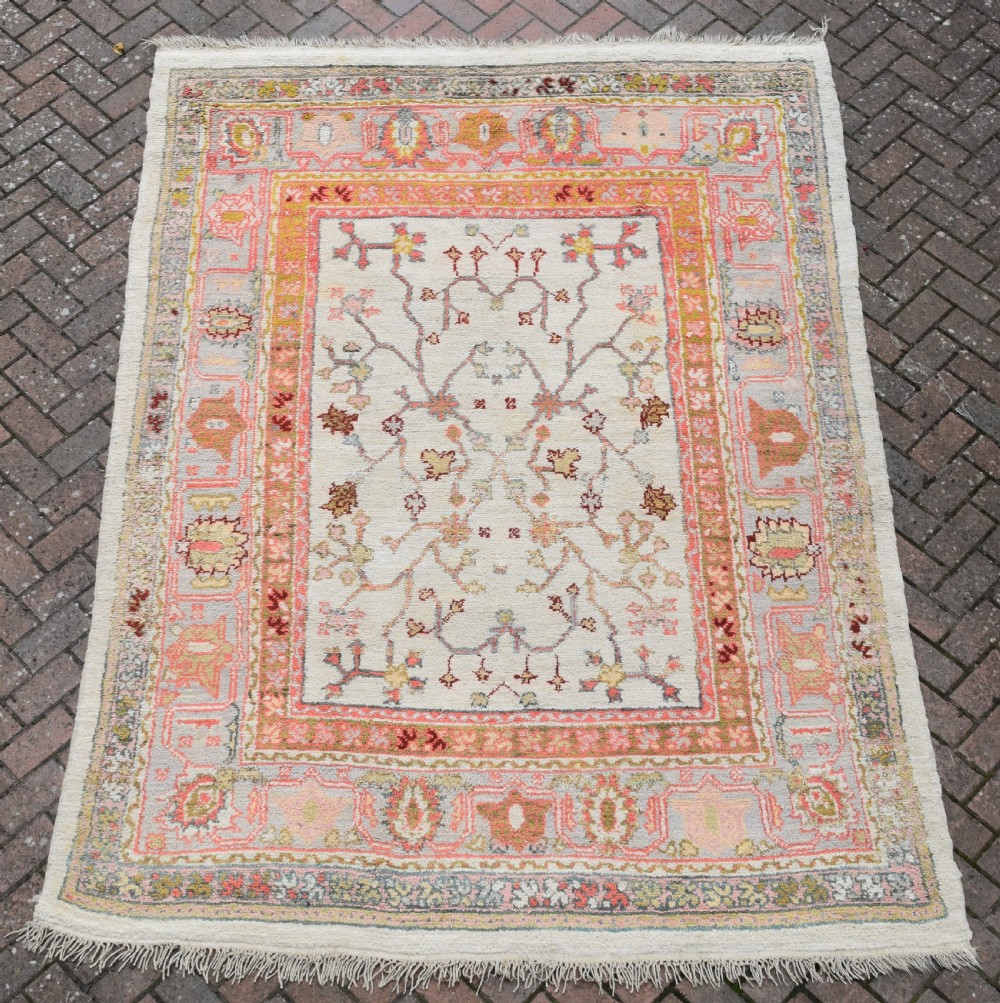 Antique Turkish Borlu small format carpet 285x205cm