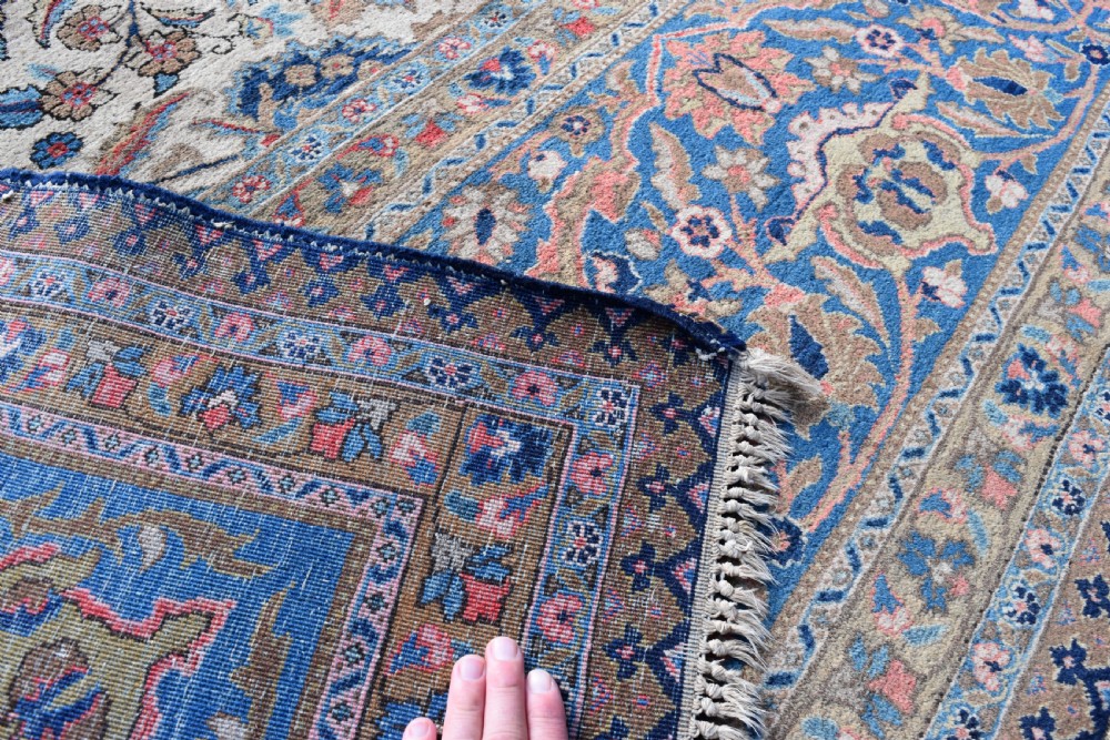 Antique oversize Kashan carpet with soft colours and all over design 505x366cm View VIII