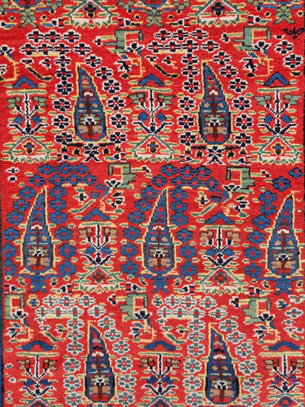 Antique Kurdish runner 430x118cm View III