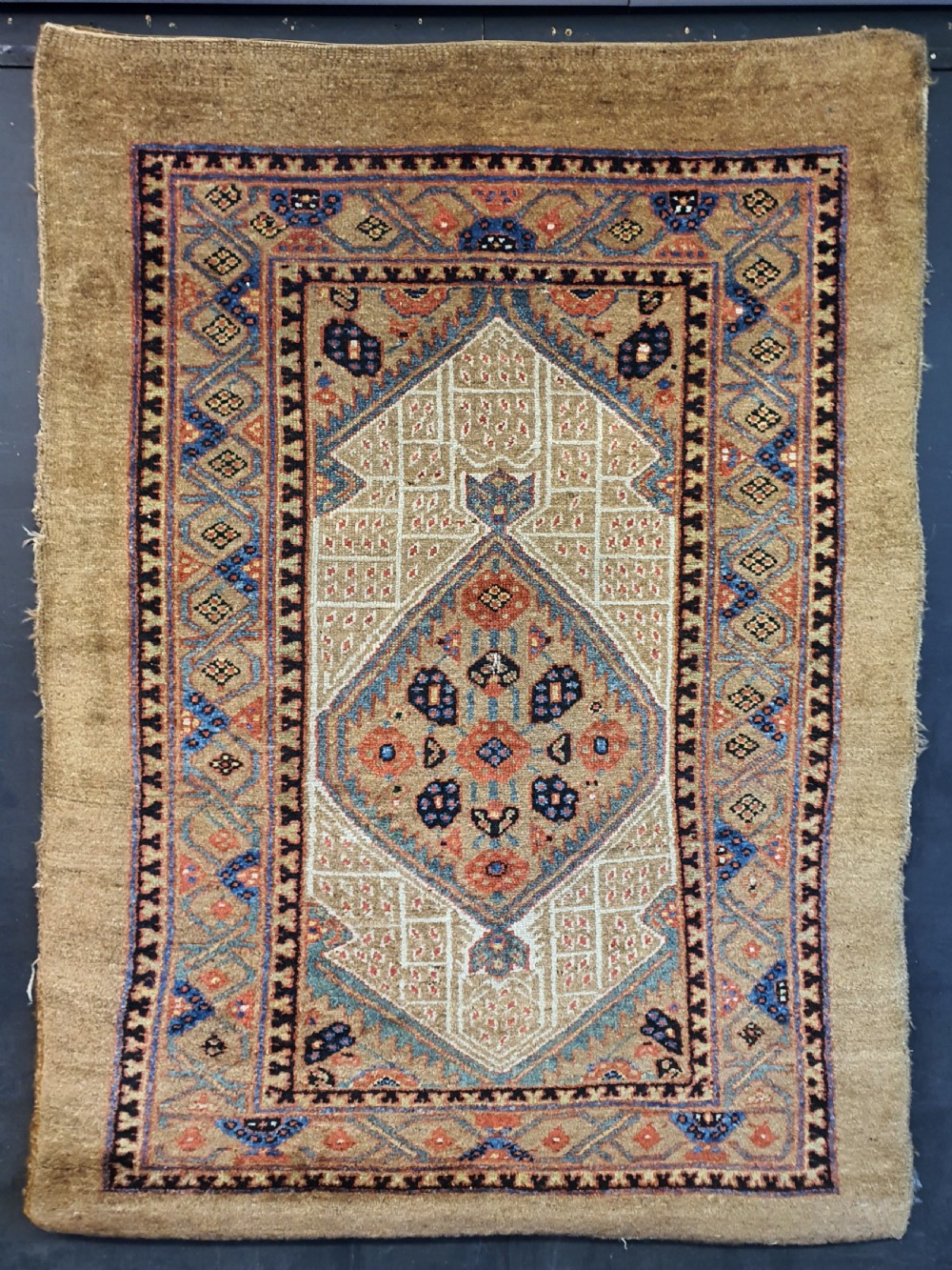 Antique Serab camel ground rug 138x102 cm