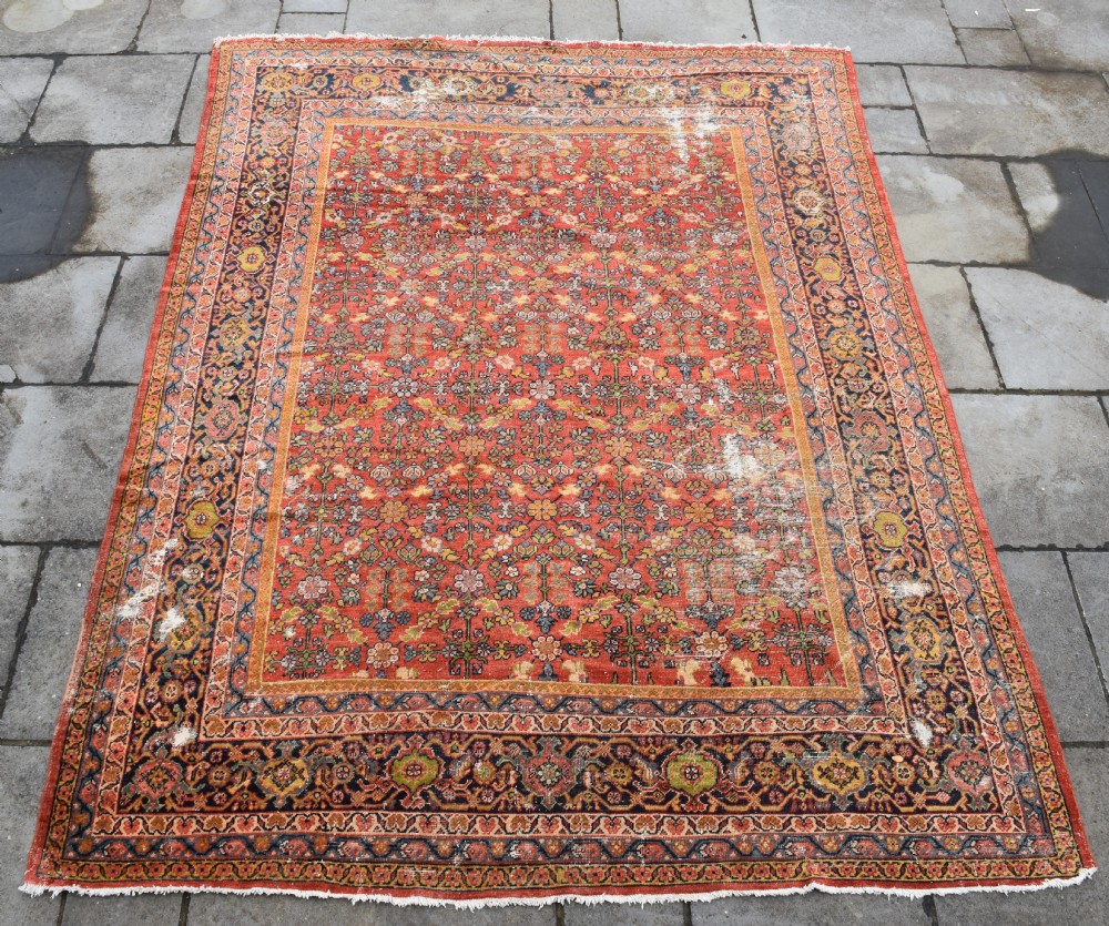 An antique Sultanabad roomsize carpet 355x266 cm
