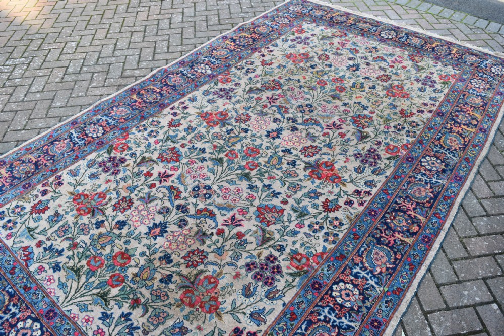 An old Tabriz roomsize carpet 340x201 cm View IV