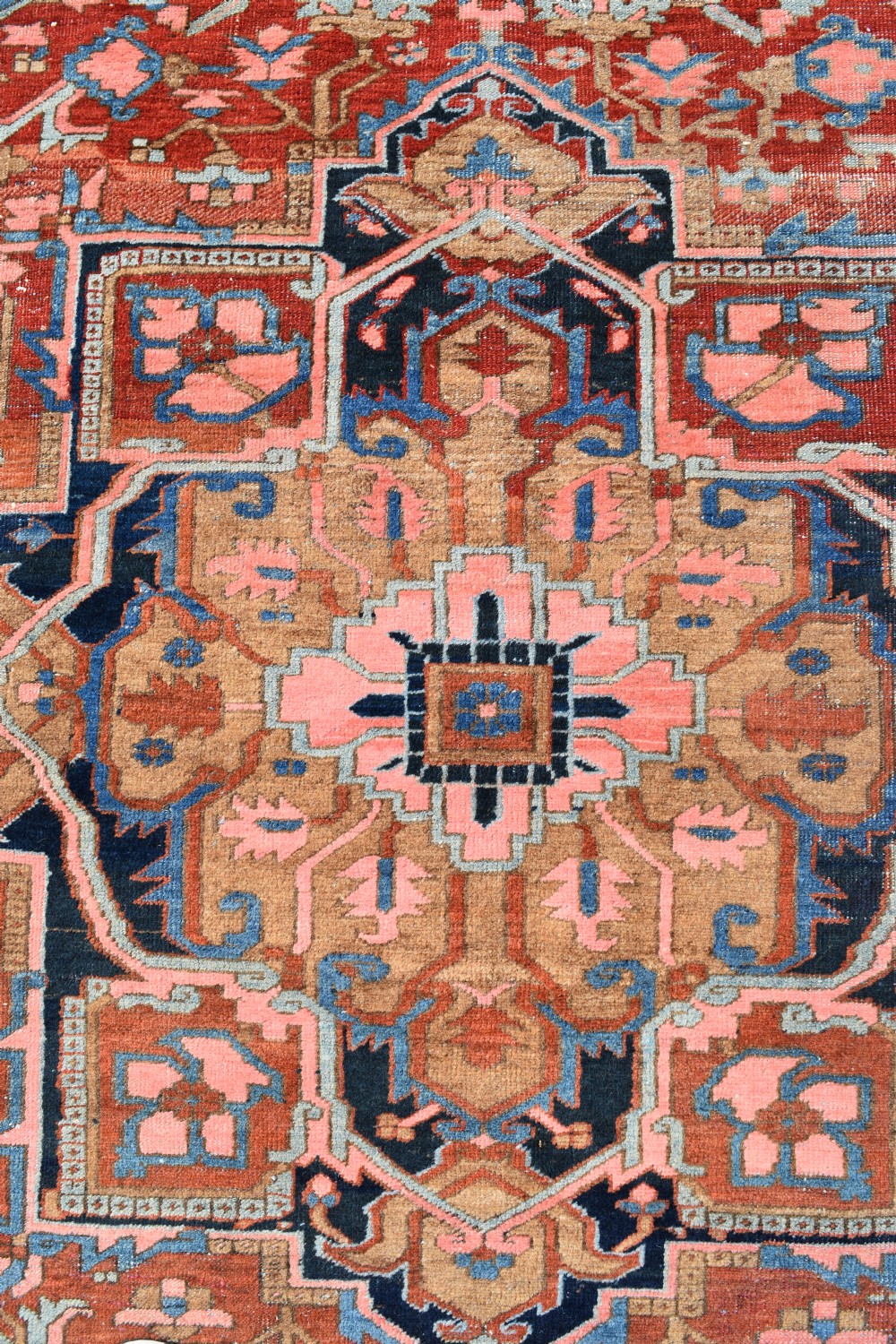 Antique small roomsize Heriz carpet 302x209cm View V
