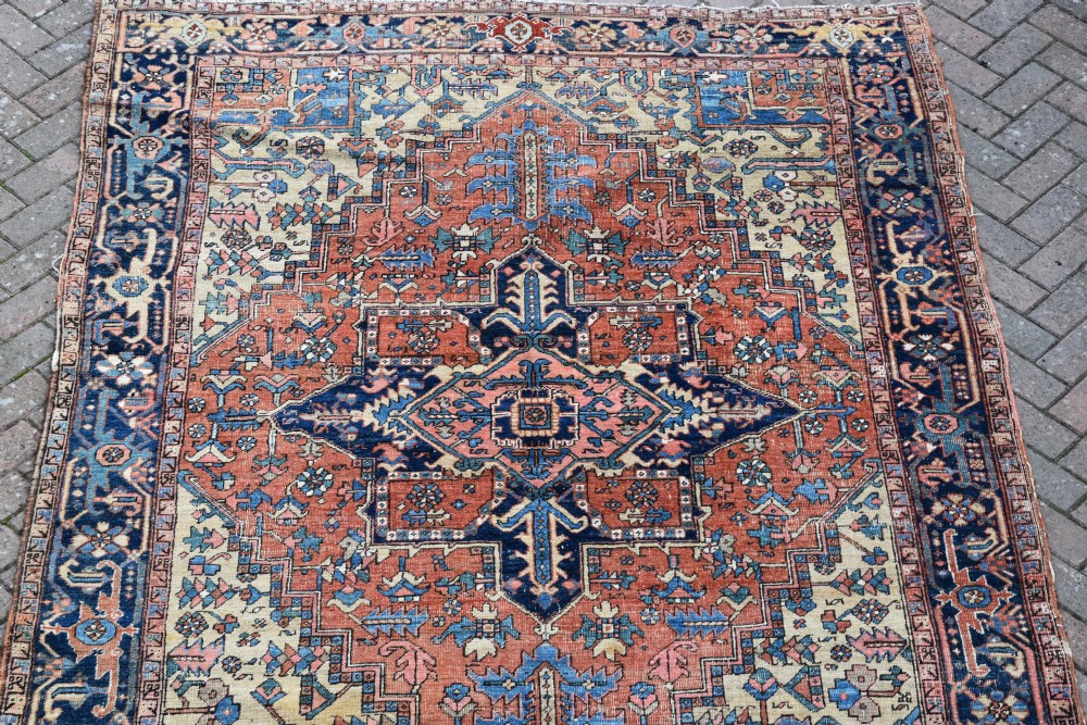 An antique small room size Heriz Carpet 283x203cm View III