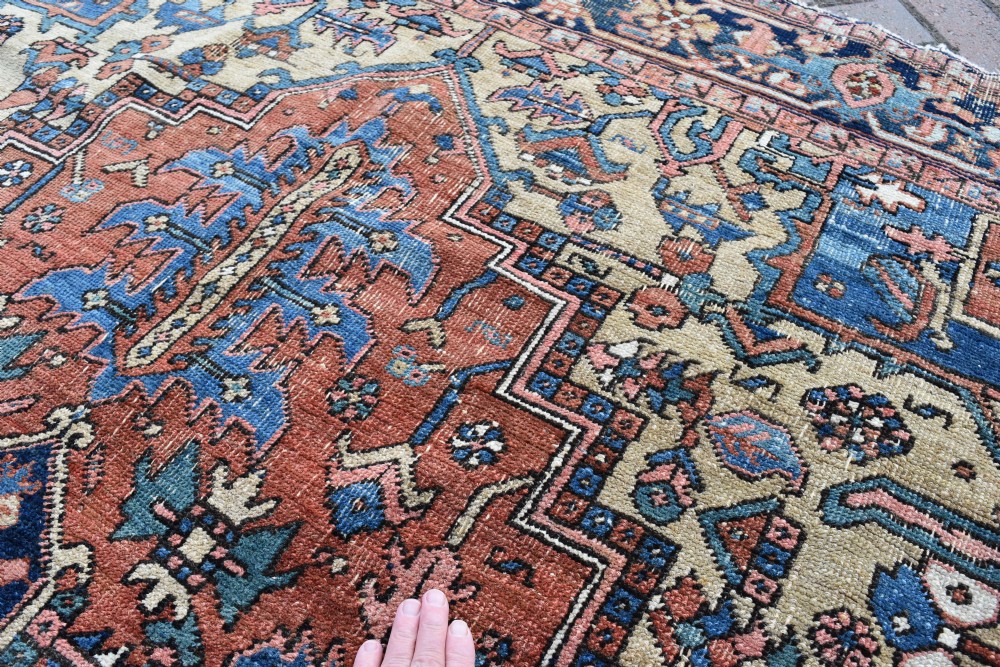 An antique small room size Heriz Carpet 283x203cm View IV