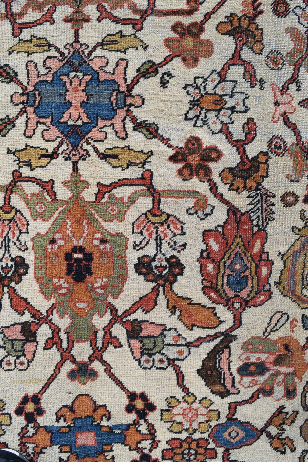 A good antique Mahal roomsize carpet 408x318cm View V