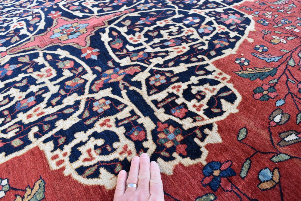 An exceptional antique Ferahan carpet 399x264cm View IV