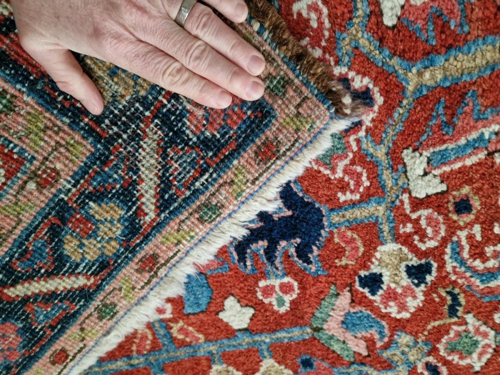 An antique Heriz rug  in perfect condition 123x101 cm View III