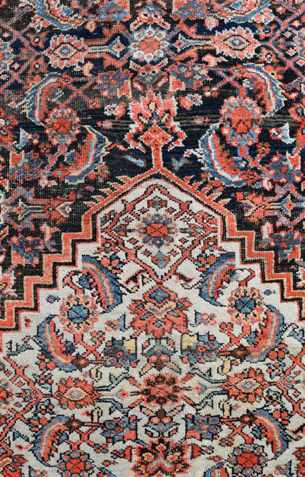 A very large antique Ferahan carpet 646x379cm View IV