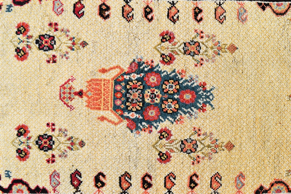 Antique Ferahan rug 104x160cm View III