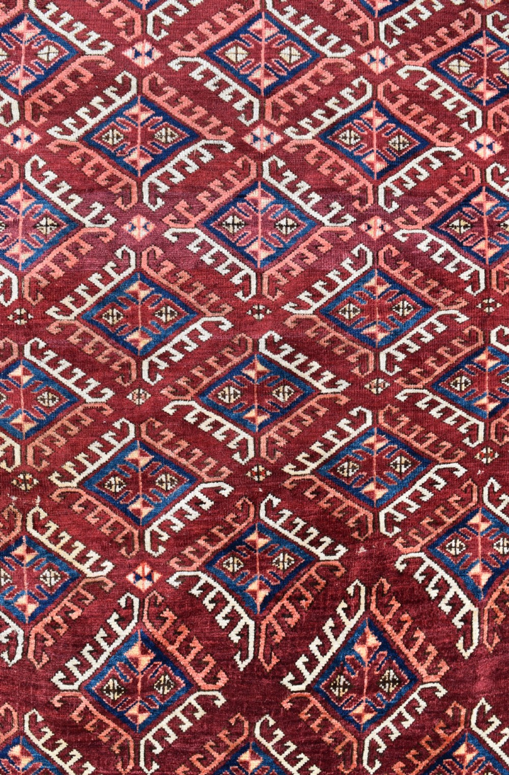 A very fine Kizyl Ayak ensi or tent door from Turkmenistan 166x128 cm View II