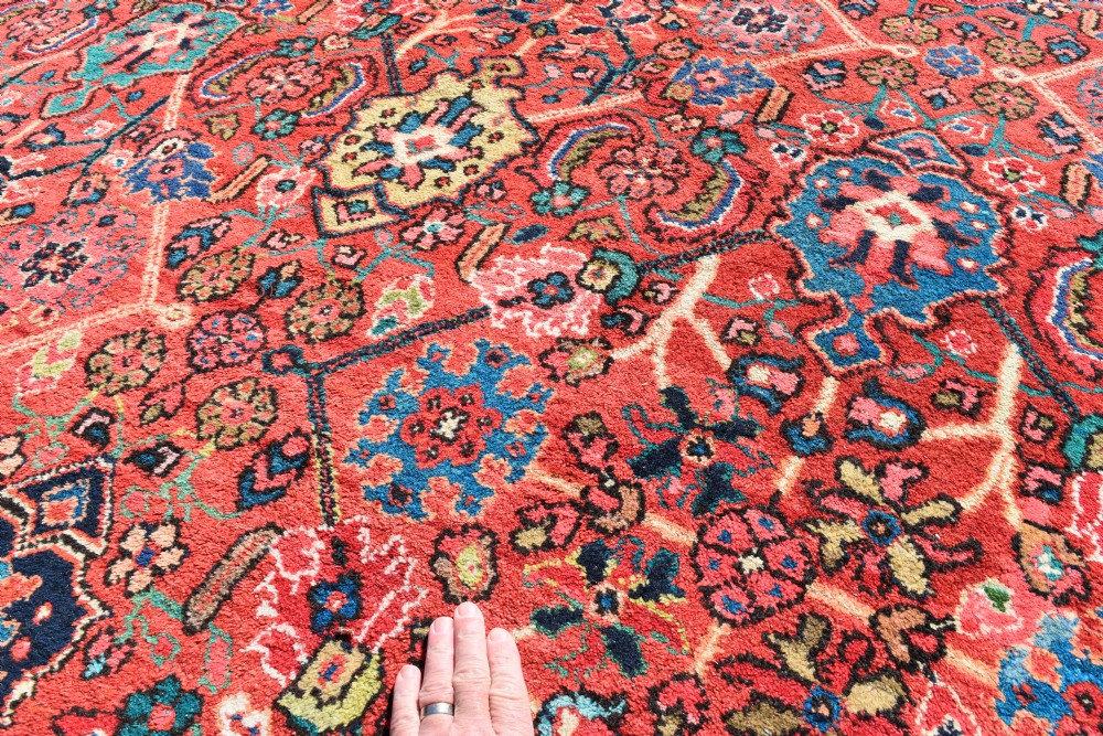 An Old Muschabad Mahal carpet  410x295 cm View V