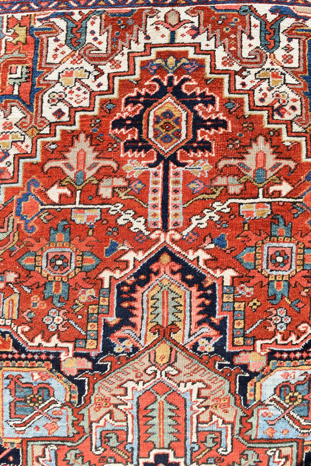 Antique Heriz carpet 343x229 CM View III